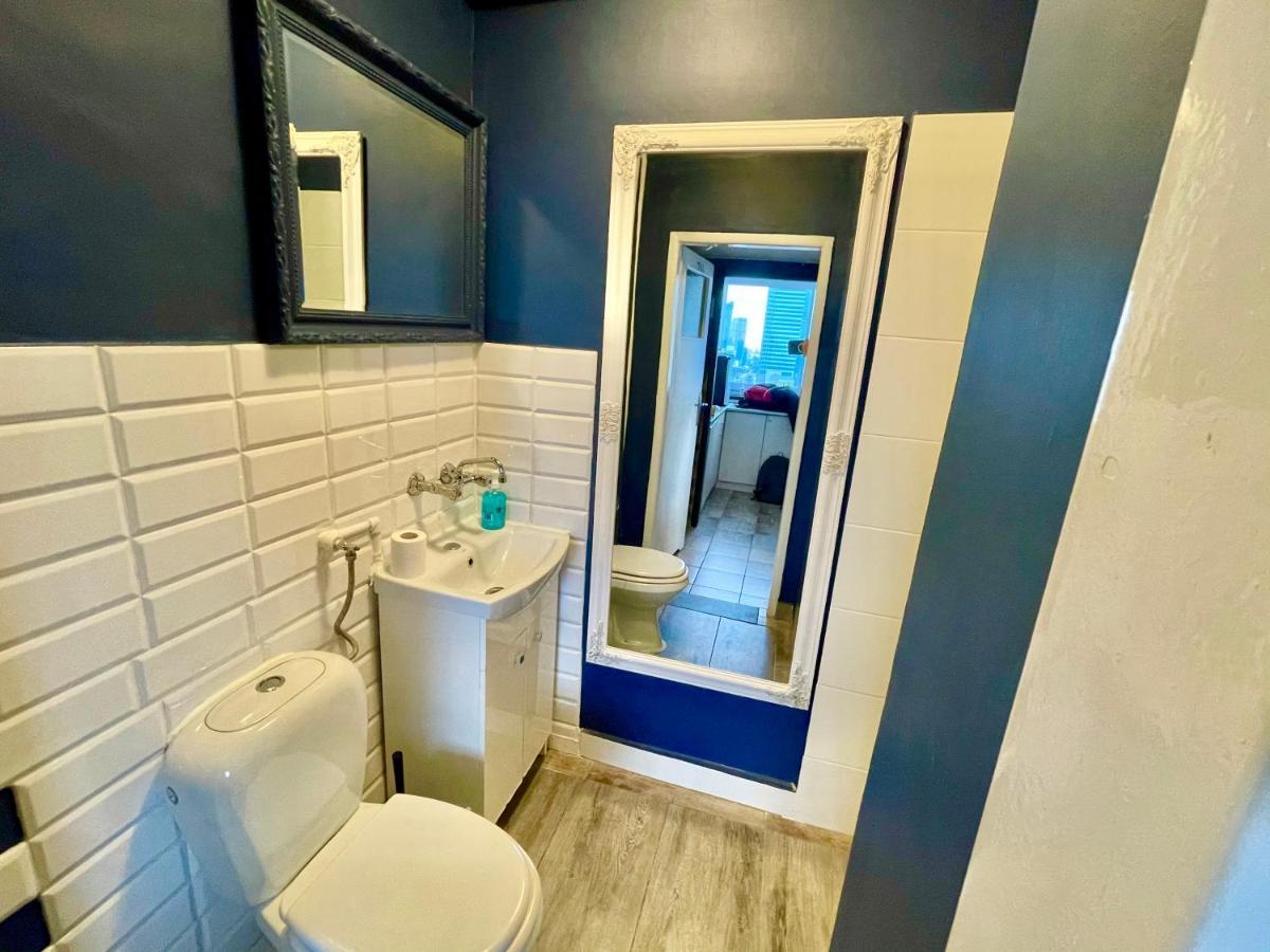 Super Apartament Blue Scisle Centrum Dwie Linie Metra Netflix Wifi 300 Mbs Panorama Miasta วอร์ซอ ภายนอก รูปภาพ